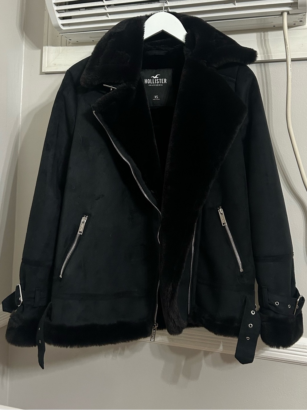 Hollister Black Faux-Shearling Bomber Jacket